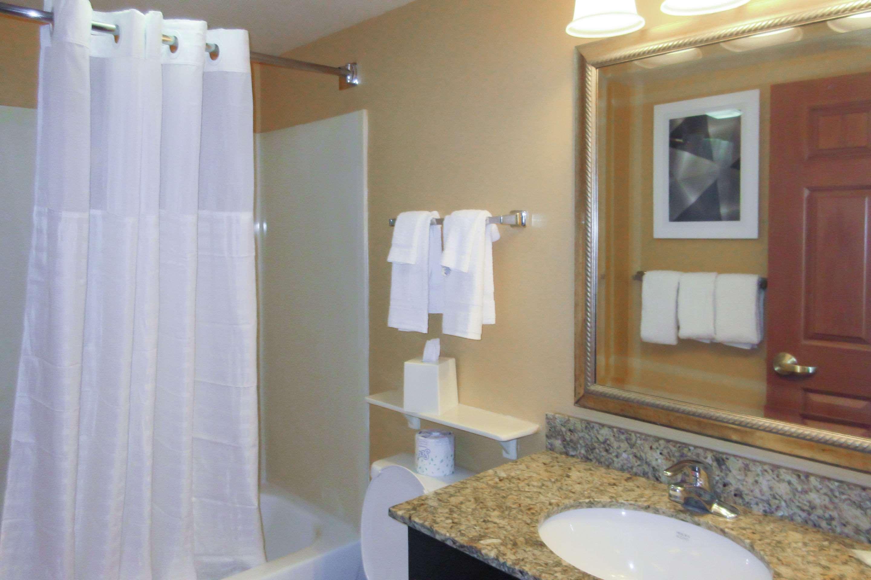 Suburban Extended Stay Hotel Greenville Haywood Mall מראה חיצוני תמונה