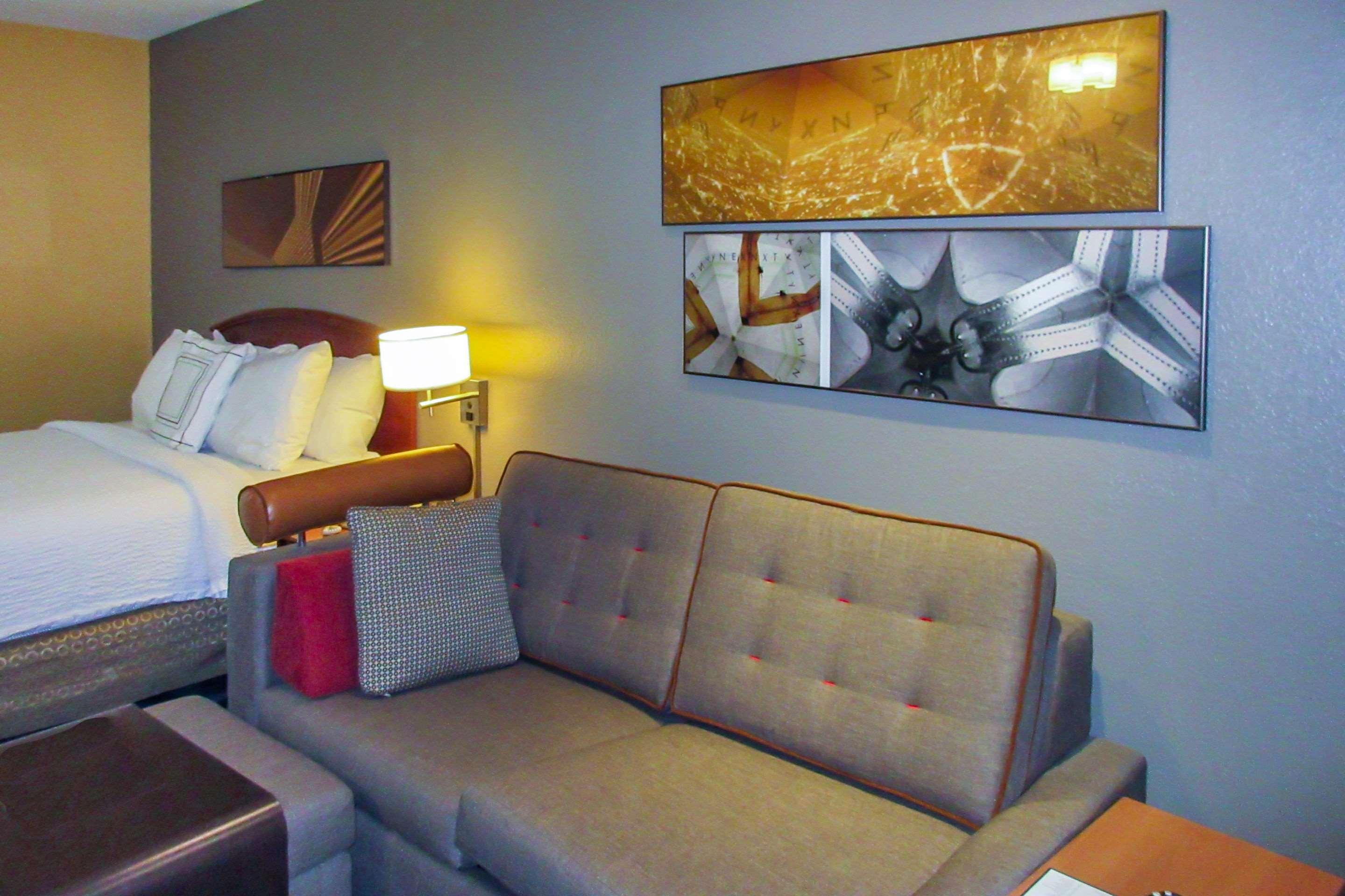 Suburban Extended Stay Hotel Greenville Haywood Mall מראה חיצוני תמונה