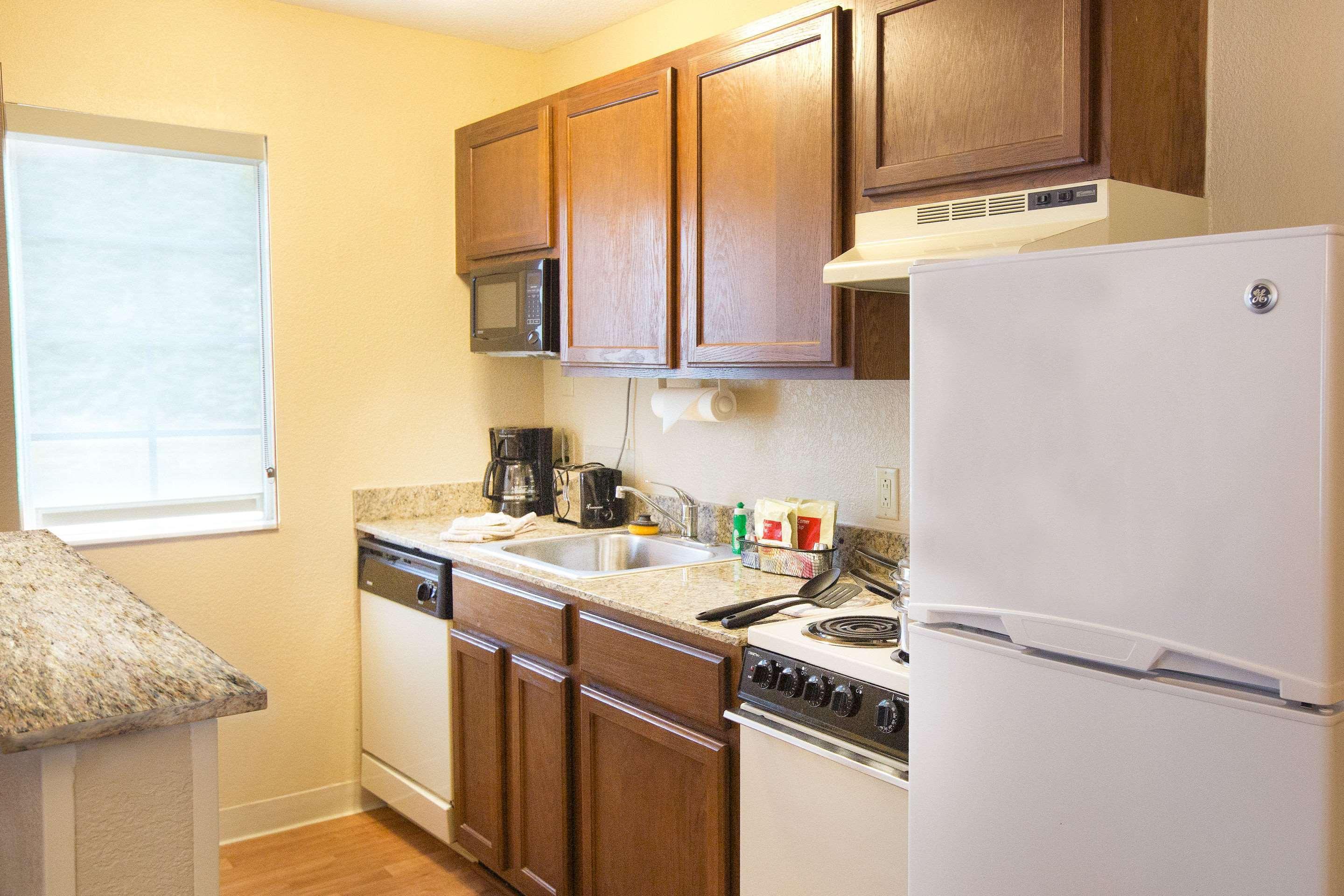 Suburban Extended Stay Hotel Greenville Haywood Mall מראה חיצוני תמונה